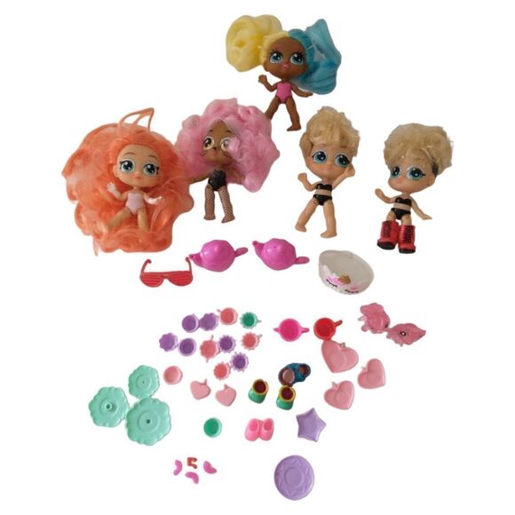 Itty Bitty Prettys Tea Party 5 Dolls Accessories Lot Large Set Miniatures Zuru. - Picture 1 of 14